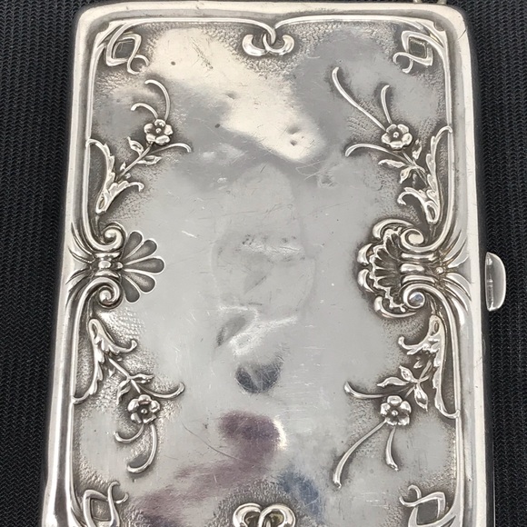 Antique Webster Sterling Silver Wallet on a chain - Picture 8 of 8